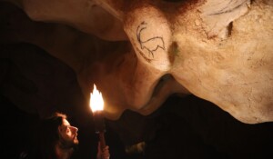 Visite Prestige à la torche à la Grotte Chauvet 2 !