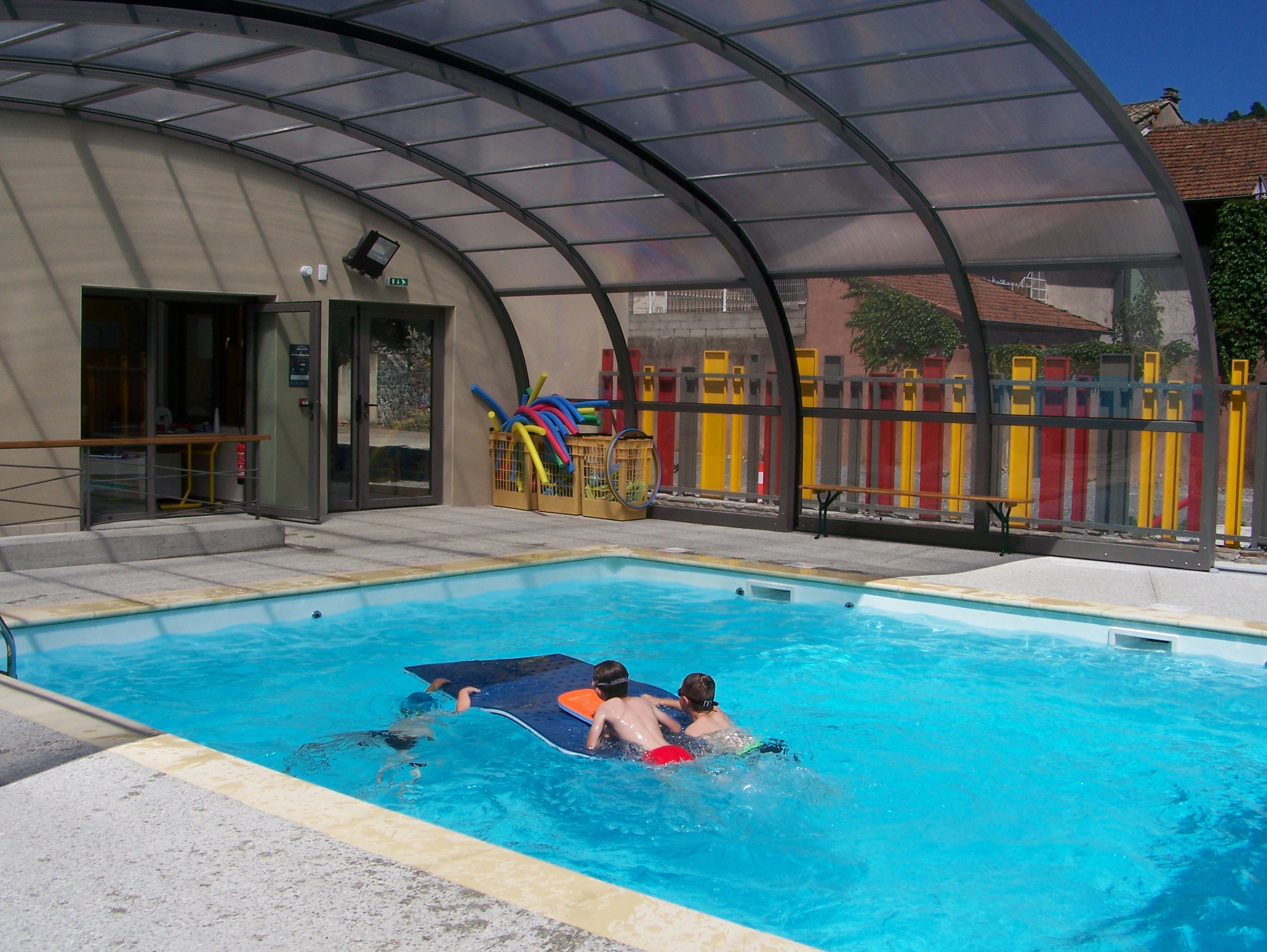Pont de Labeaume - Piscine du centre de loisirs 8