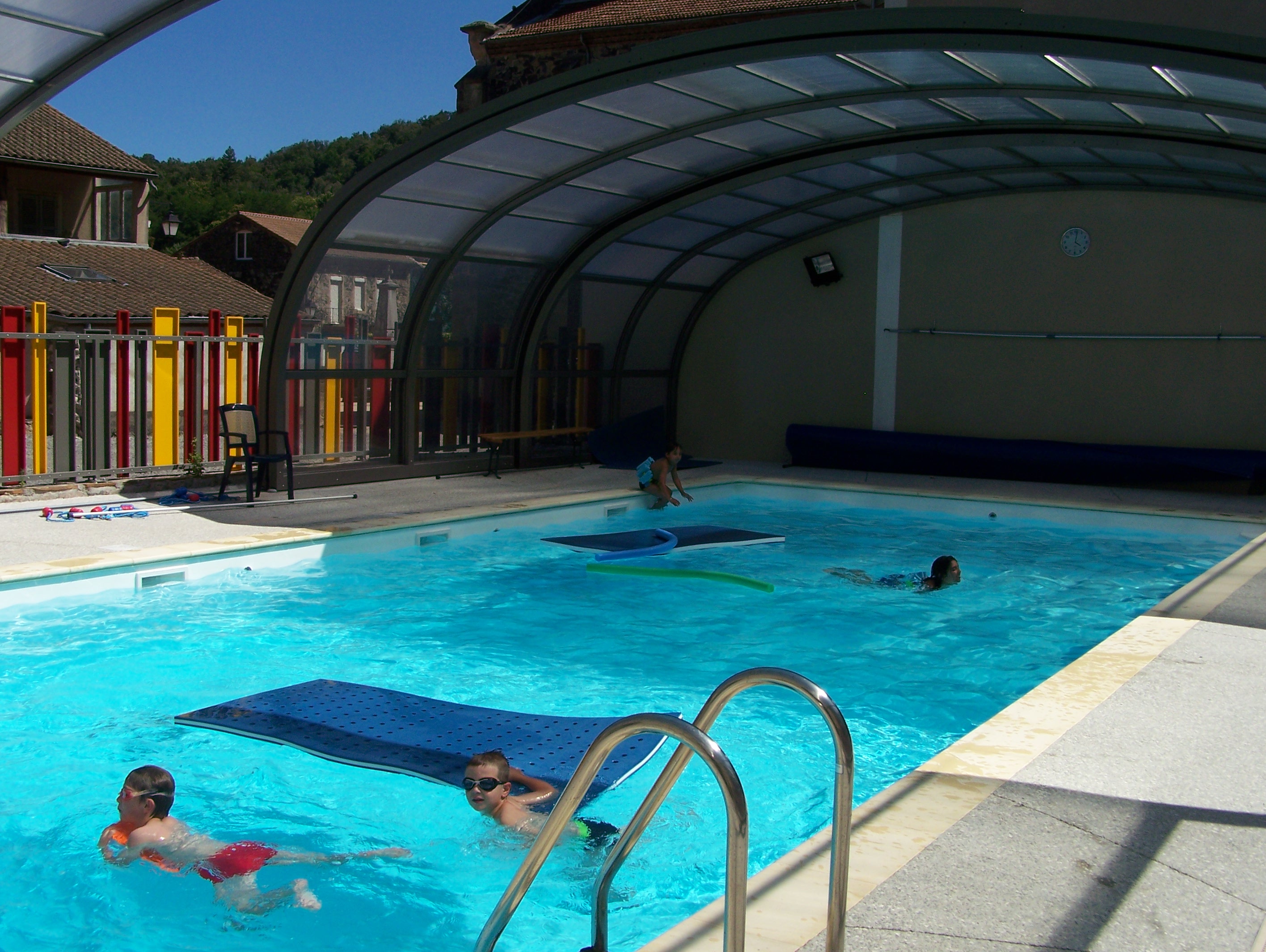 Pont de Labeaume - Piscine du centre de loisirs 9