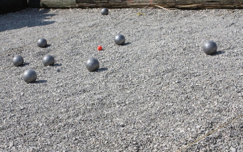 Concours de pétanque en doublette