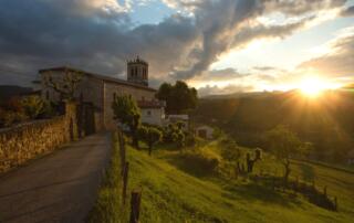 Hiking : Prades, the Salindre valley and its old railroad