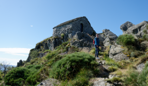 La Chapelle de Soutron perchée au sommet