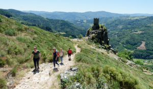 Randonnée au Château de Rochebonne