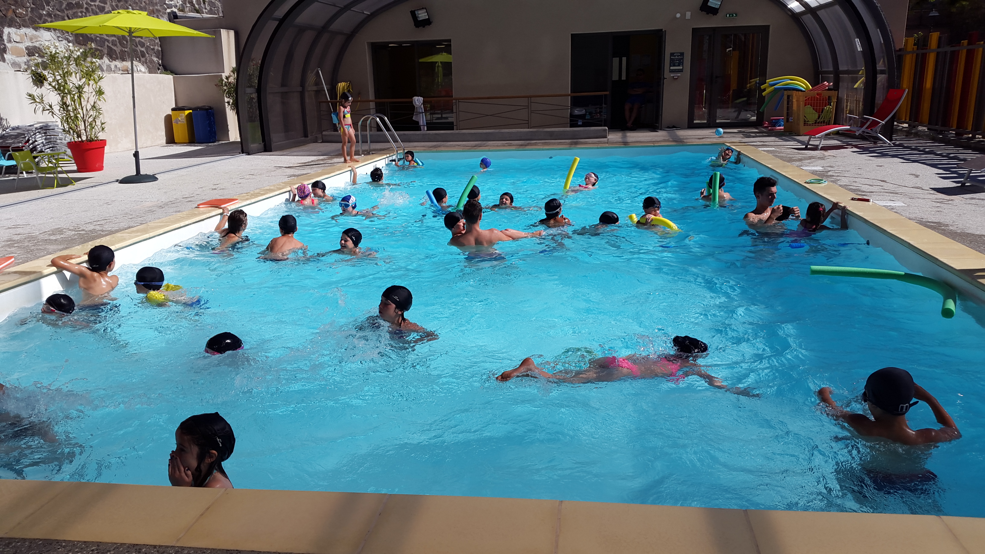 Pont de Labeaume - Piscine du centre de loisirs 4
