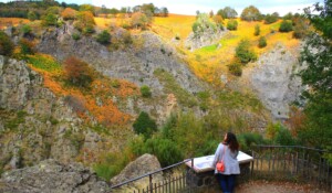 Hiking: Easy access to the Ray Pic Waterfall