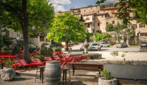 Banne : a village with outstanding character