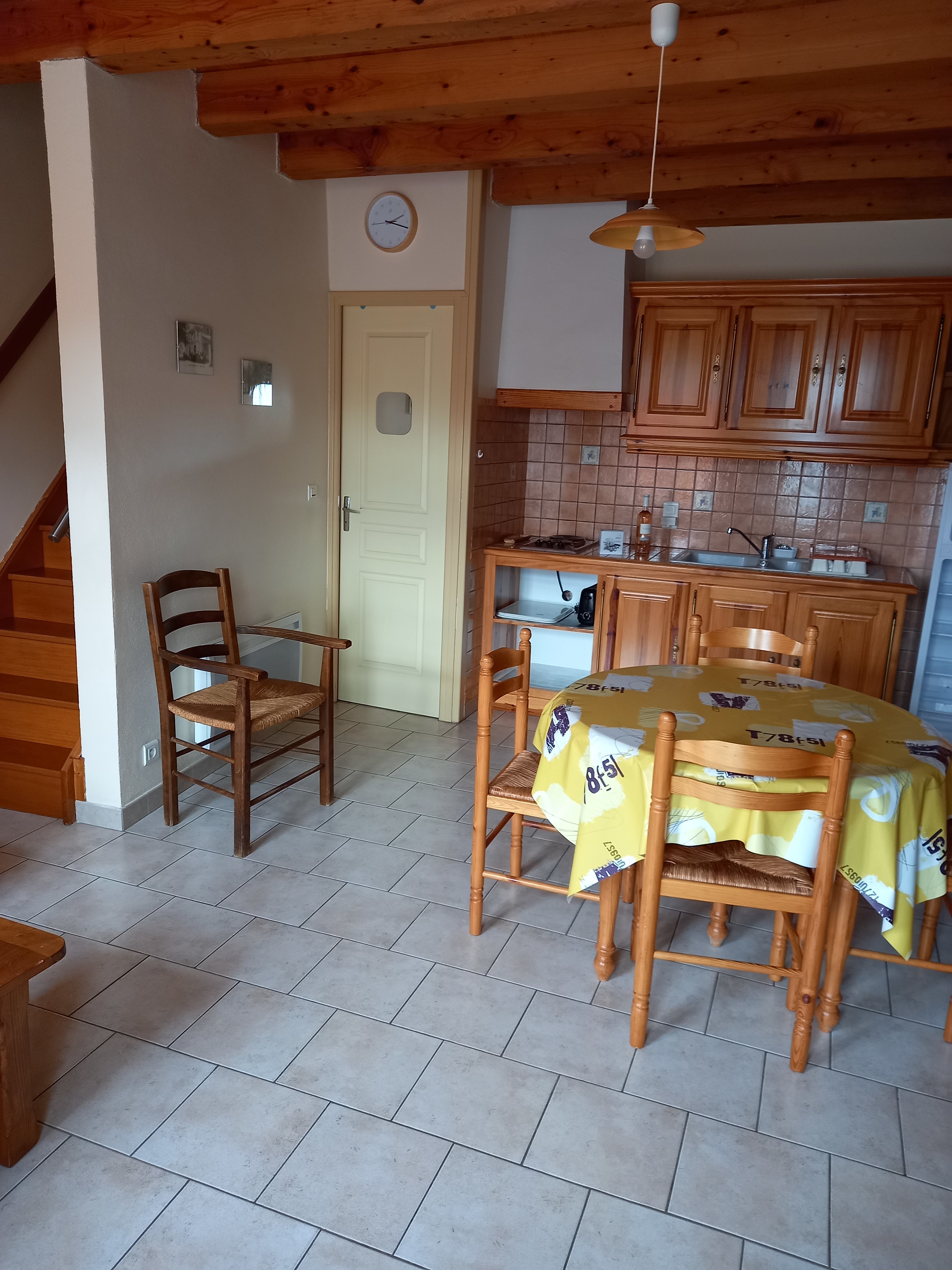 Intérieur cuisine & salon 3 ©Veydarier.F