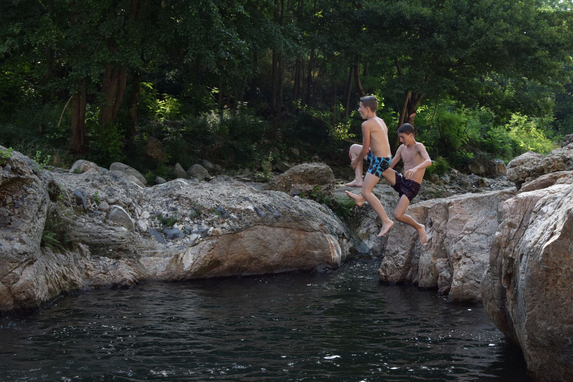 Baignade dans l'Ardèche