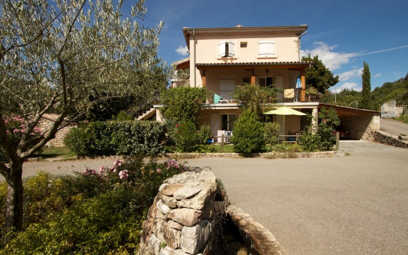 La maison, Iris (gîtes de Neyrac-les-Bains)