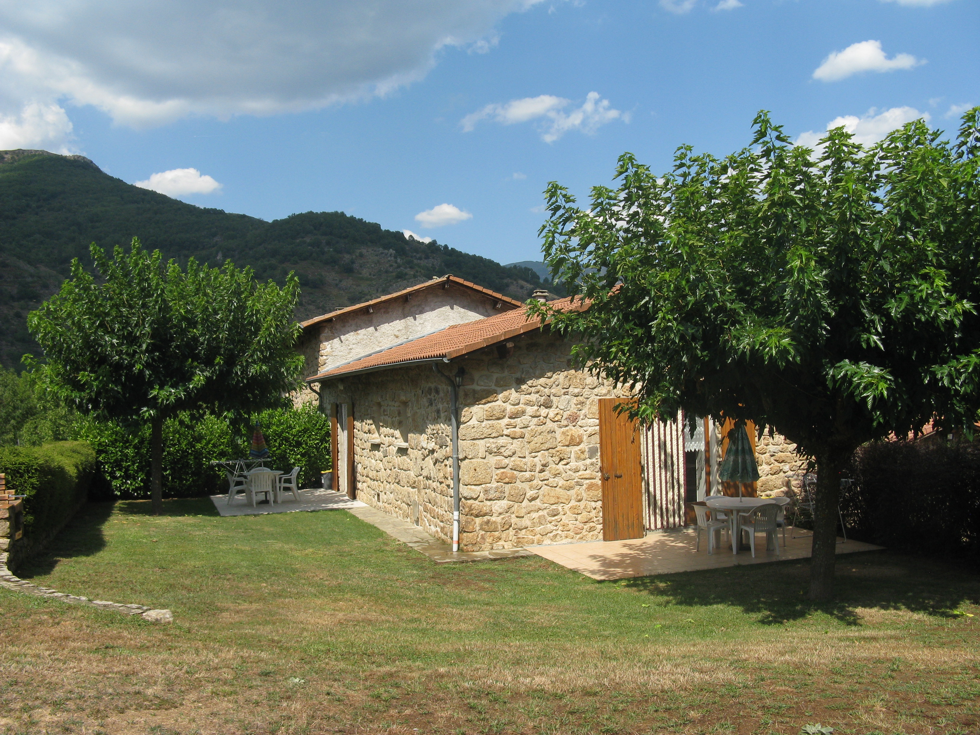 Jolie maison en pierre