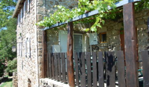 la terrasse vue de l'extérieur