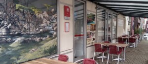 l'entrée de l'hôtel