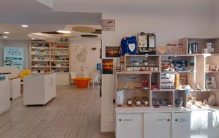 Intérieur - boutique et espace d'accueil - ©Mélis Yaldiz