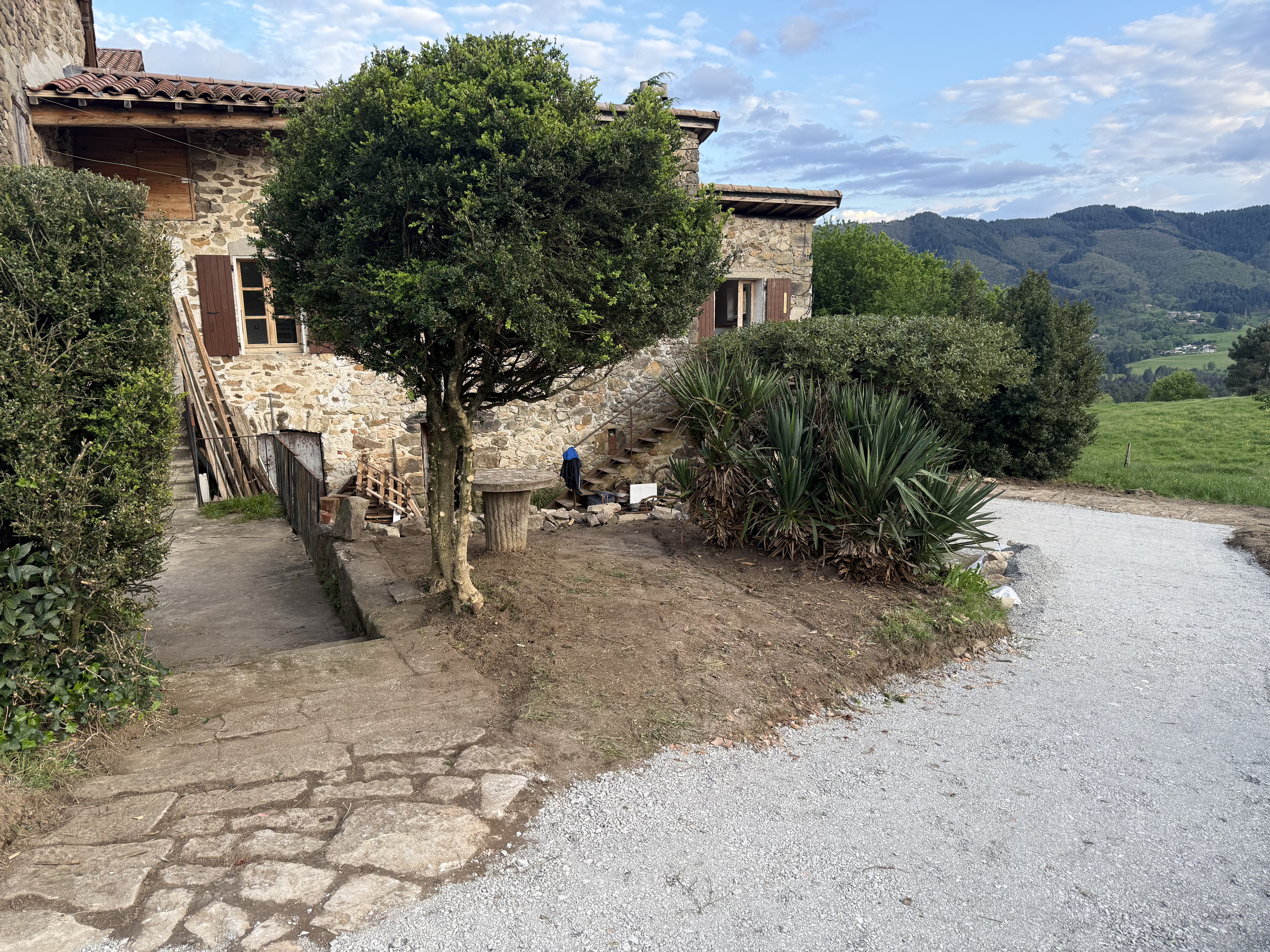 Belle maison en pierre