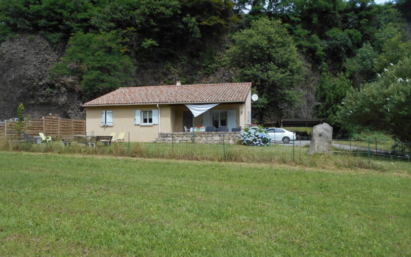 Le Rocher Noir_Montpezat-sous-Bauzon