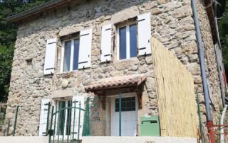 Maison charmante en pierre