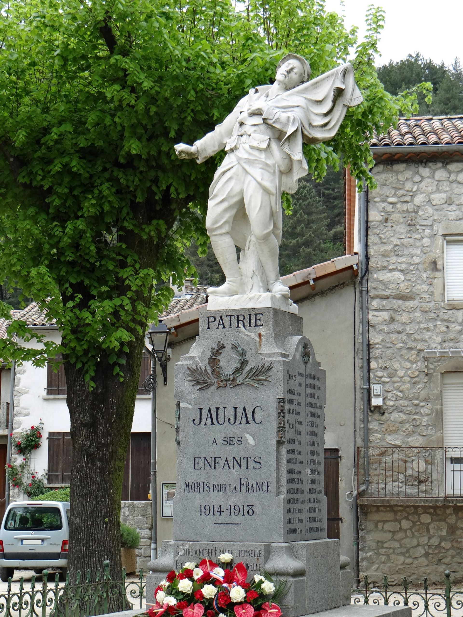 Monuments aux morts Jaujac
