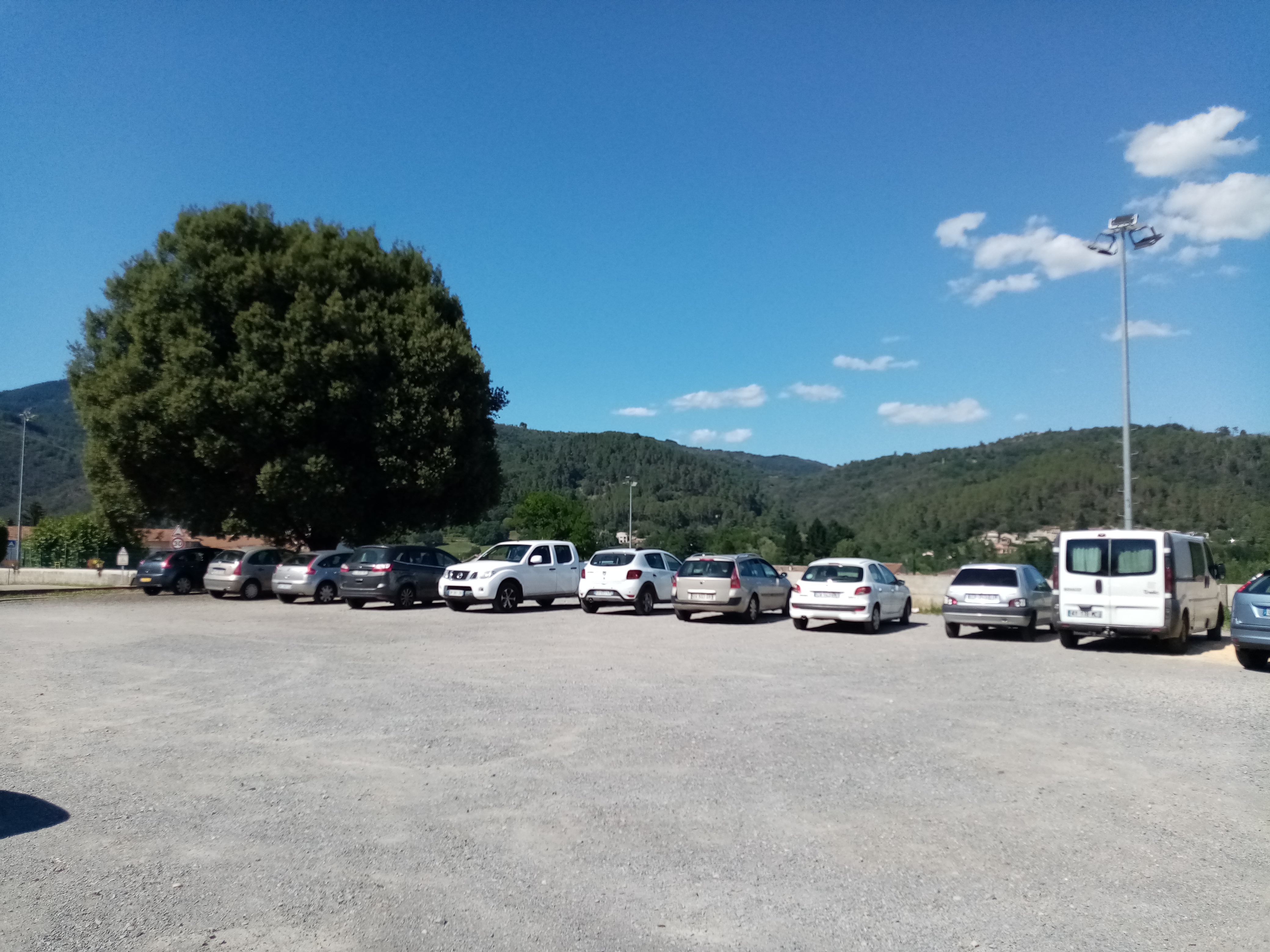 Parking Stade Lalevade