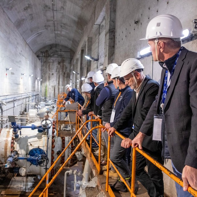 Montpezat sous Bauzon – Visite de la salle des vannes de la centrale de Montpezat 690px ©Laure-Malatray ©EDF