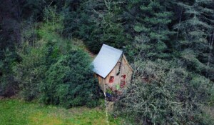 Cabane perchée La Pôlette
