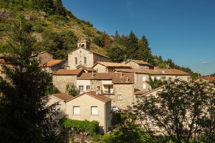 Église du village de Barnas