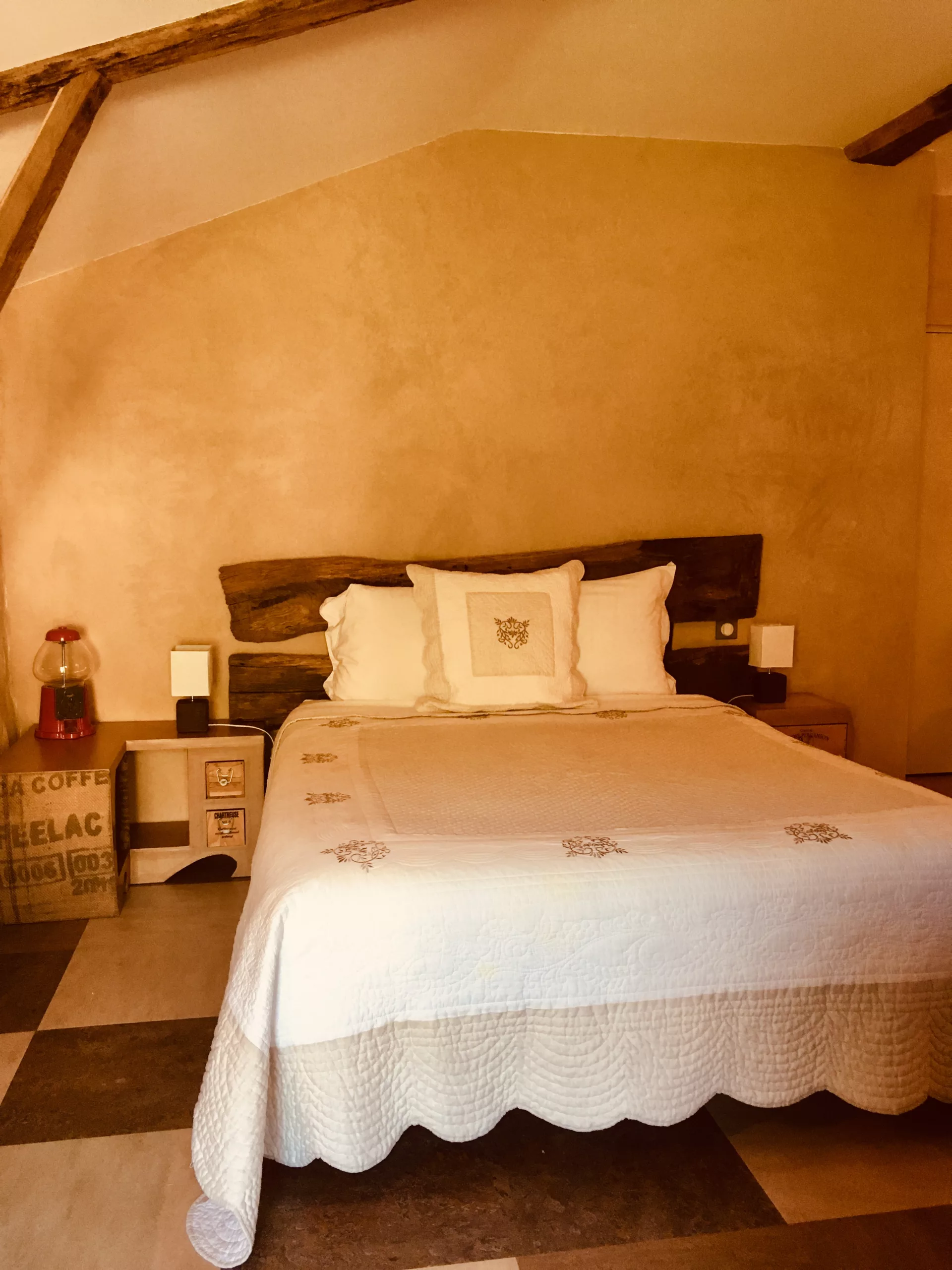 L'Estancot room - Quinte et sens guestroom_Barnas