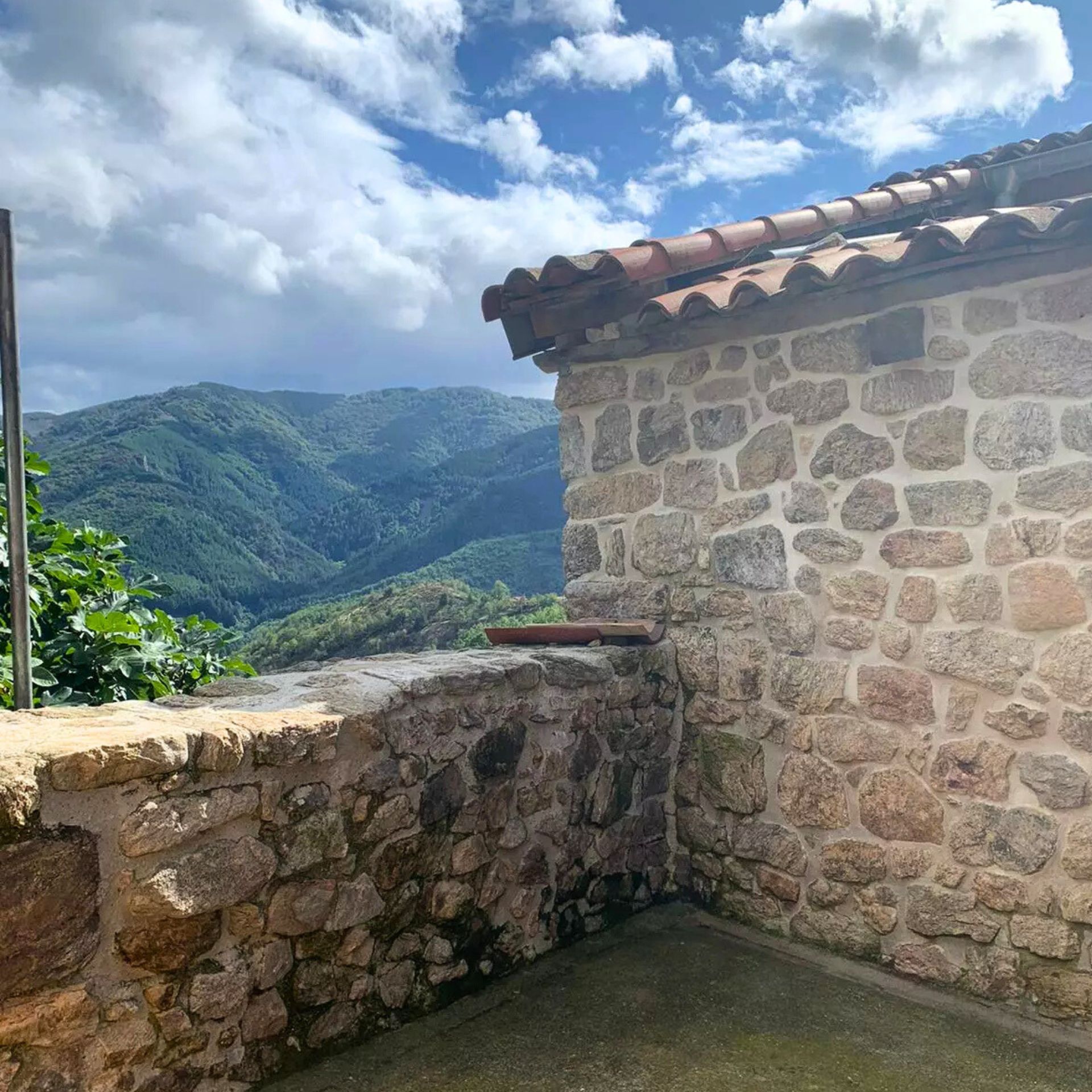 Les Faysses suite - Quinte et sens guestroom_Barnas