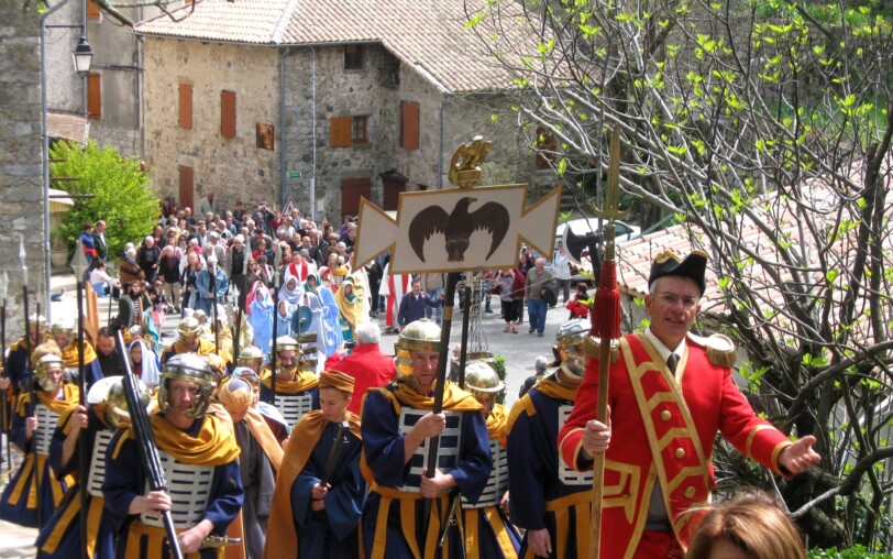 Burzet - Calvaire - La procession 1
