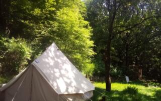 le tipi au coeur de la nature - © les faysses de l'hêtre