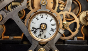 Burzet - visite de la tour de l'horloge - cœur du mécanisme de l'horloge