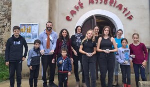 Café associatif La P'tite Bulle Photo de groupe