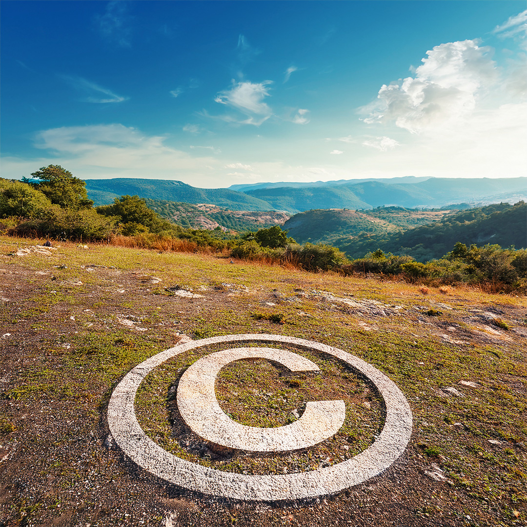 article pour les professionnels du tourisme sur les droits d'image, les crédits photos et les bonnes pratiques à adopter dans leur commercialisation et communication ©photoshop