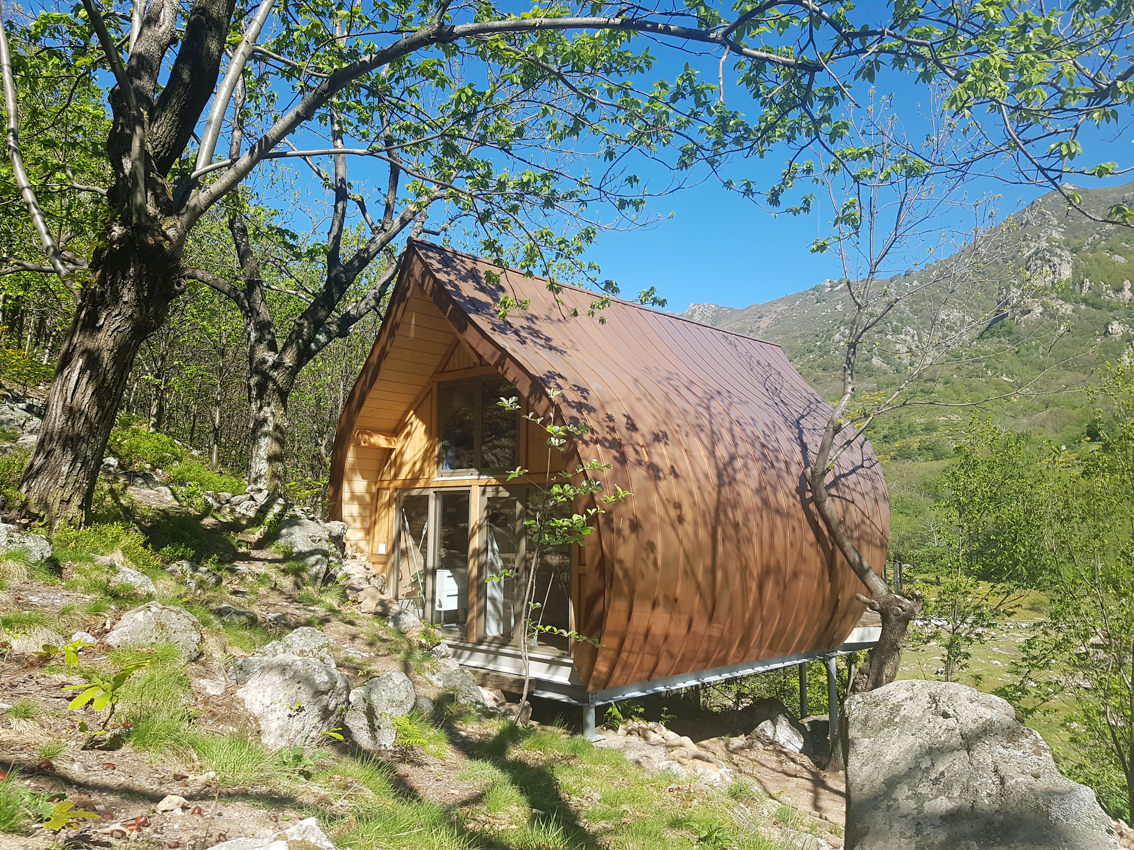 les cabanes du loup bleu