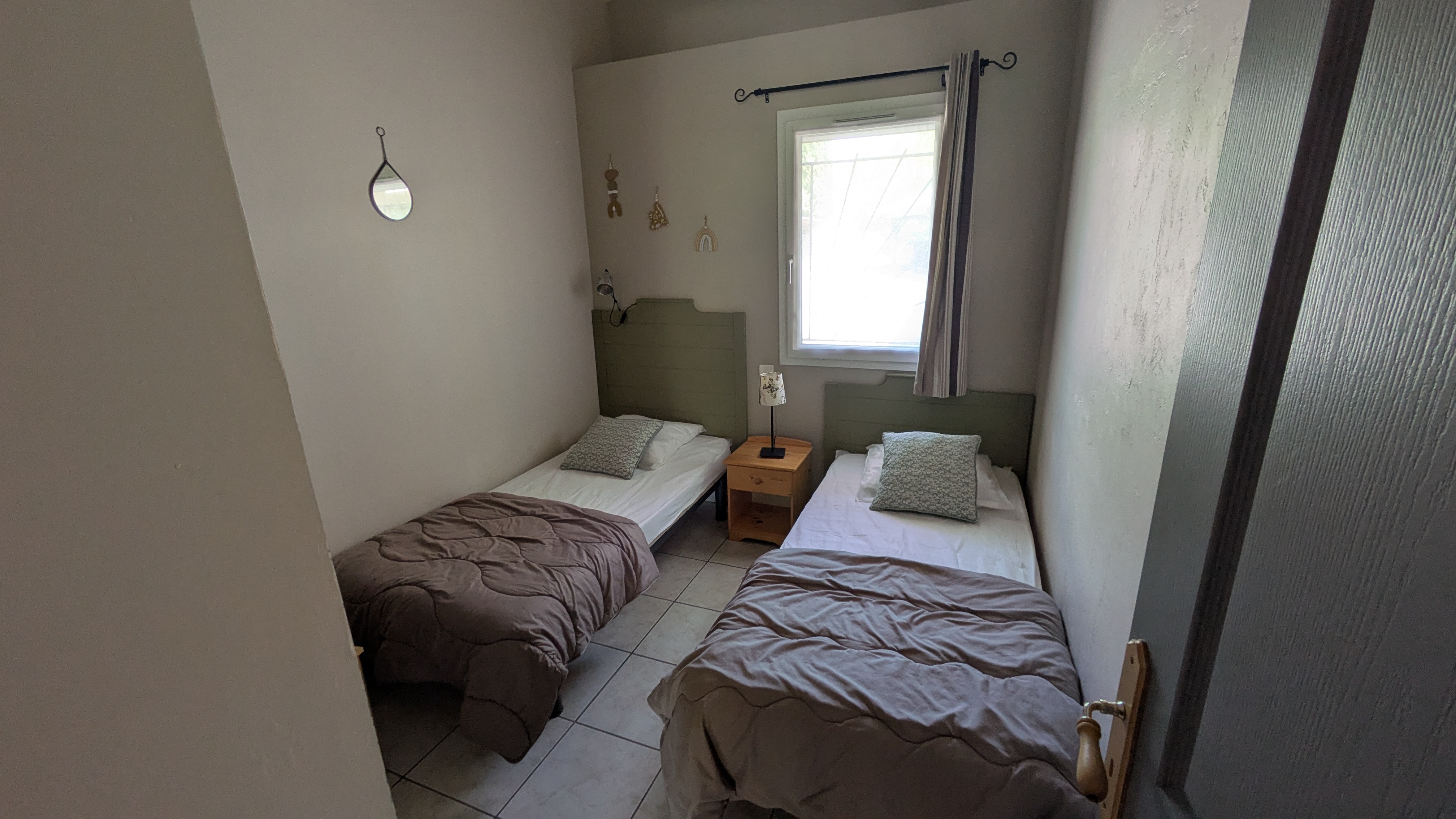 Châtaignier (gîtes de Neyrac-les-Bains)_Meyras