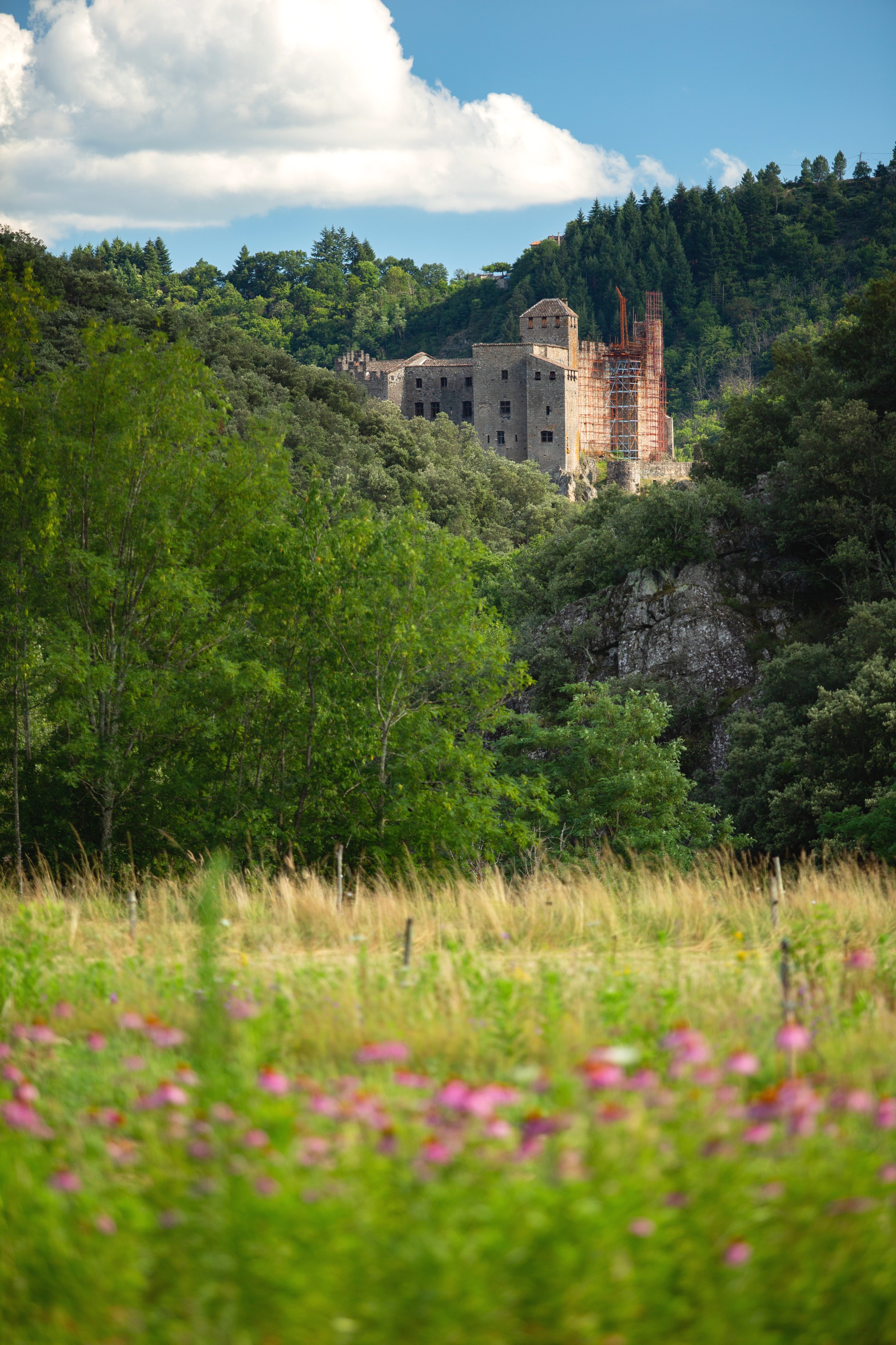 Ventadour Schloss_Meyras