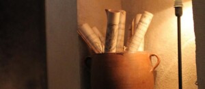 Lit de la chambre graine de lin dans la demeure des maitres - Chambre d'hôtes à Chirols en Ardèche