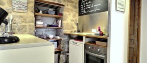 La cuisine toute équipée