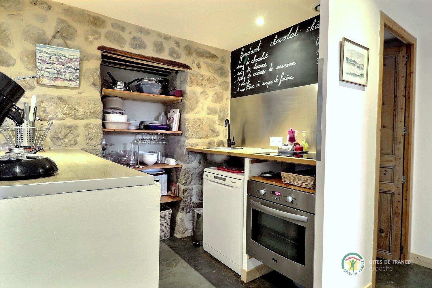 La cuisine toute équipée