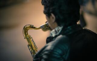 Concert latino jazz en Ardèche dans l'église Notre Dame de Nieigles - ©julio-lopez-unsplash