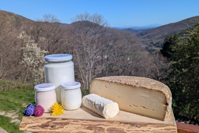 Montpezat sous Bauzon - gamme laitière de La Bergerie de l'Adreyt ©bergerie de l'Adreyt