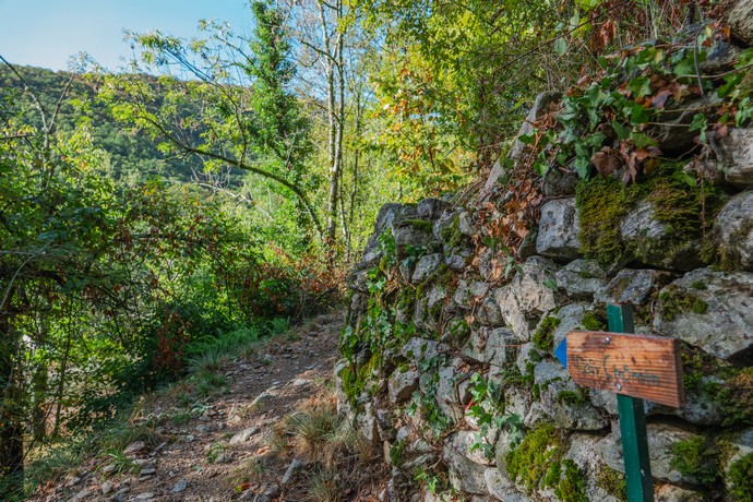 mayres-panneau-lou-chomin-colombier©sourcesetvolcans