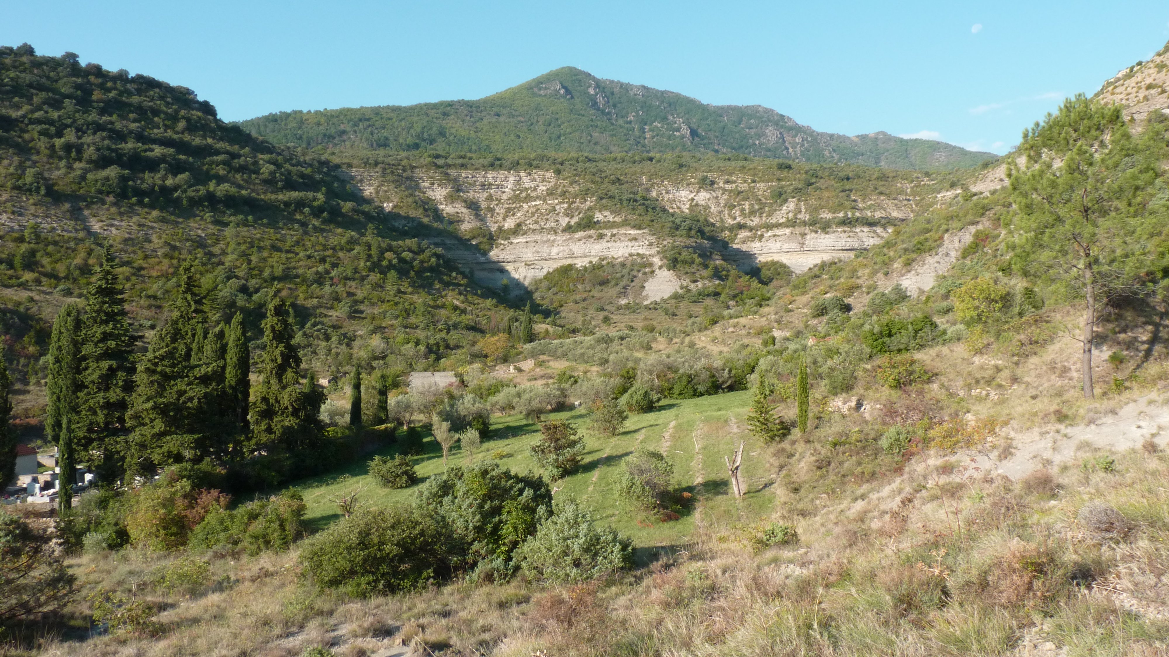 Naves : a village with oustanding character