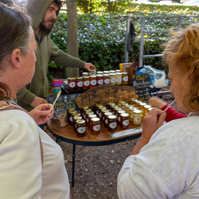 Dégustation de miel en Ardèche