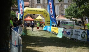 Thueyts - Trail de la chaussée des géants, la gravenne, arrivée ©sourcesetvolcans