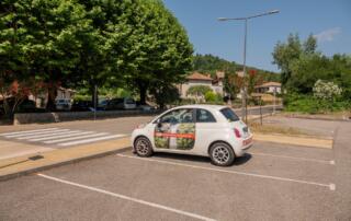 Parking du relais des muletiers_Meyras - ©Sources & Volcans