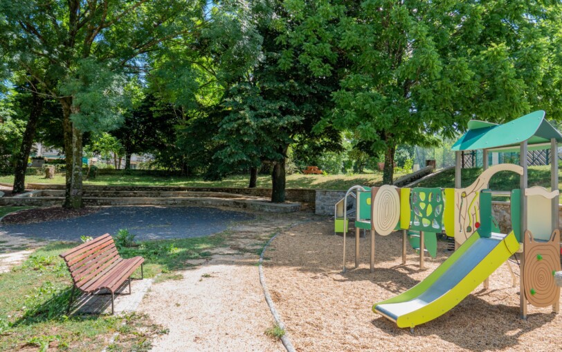 Aire de jeux Marie Sauzet_Jaujac