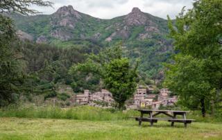 Aire de pique-nique - ©Sources & Volcans