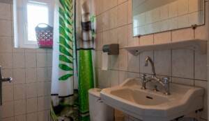 Salle de bain, Villa Brioude 3 à Meyras, Neyrac-les-Bains