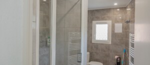 DSC06894 - La Fenière - Salle de bain