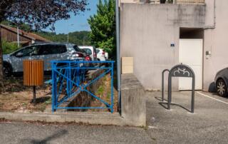 Support vélo à  Lalevade d'Ardèche - ©Sources & Volcans